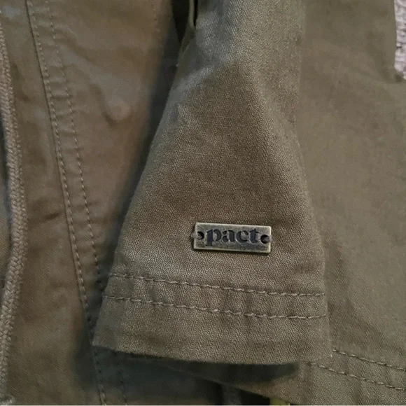 PACT Women’s Organic Cotton Woven Field Jacket in Grape Leaf Size L Like New - Picture 13 of 13